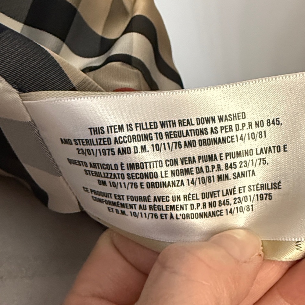 Burberry Down Puffer Jacket with Belt - Picture 7 of 14